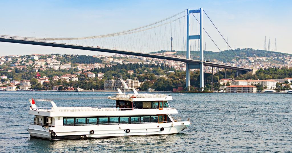 博斯普魯斯海峽遊輪