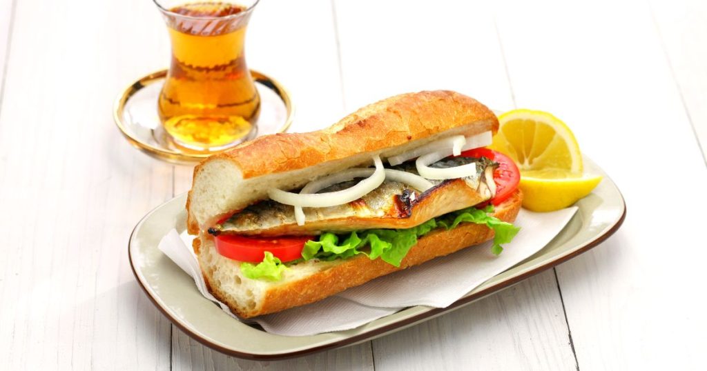 土耳其烤魚三明治