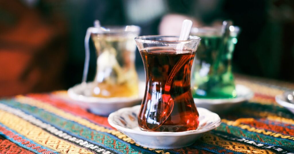 土耳其紅茶除了是土耳其的待客之道外，其特殊香氣，也讓它成為了去土耳其要帶回家的紀念品之一。